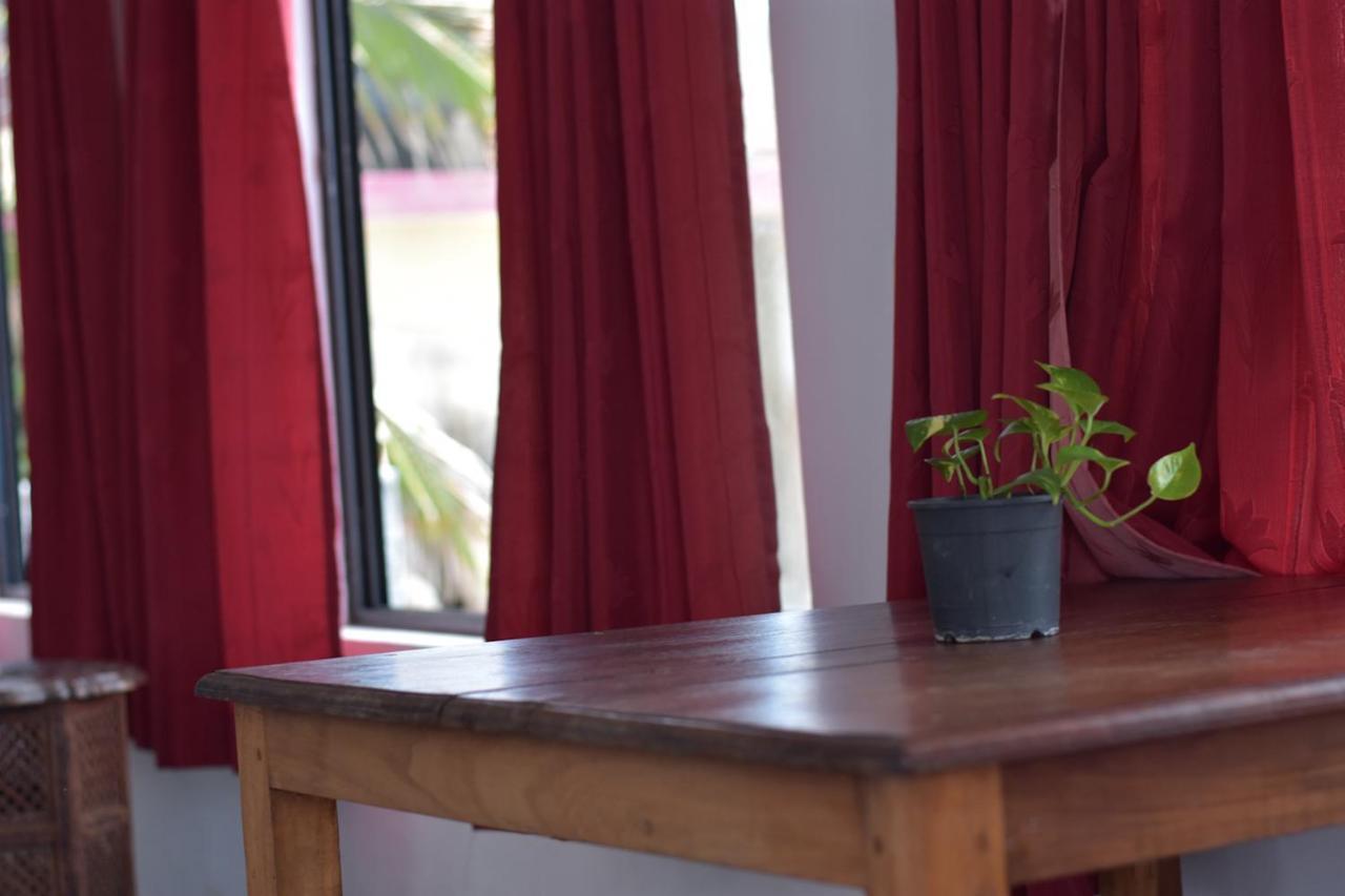 Packbag Beach Hotel Kovalam Exterior foto