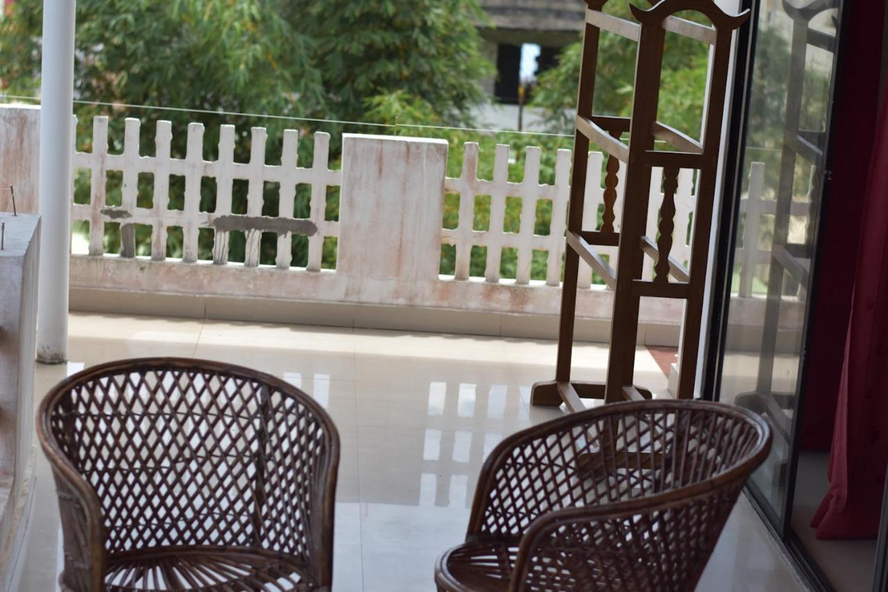 Packbag Beach Hotel Kovalam Exterior foto