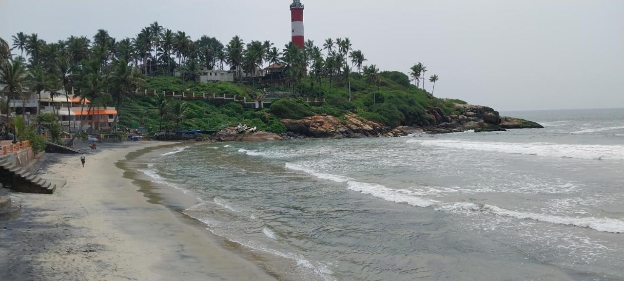 Packbag Beach Hotel Kovalam Exterior foto