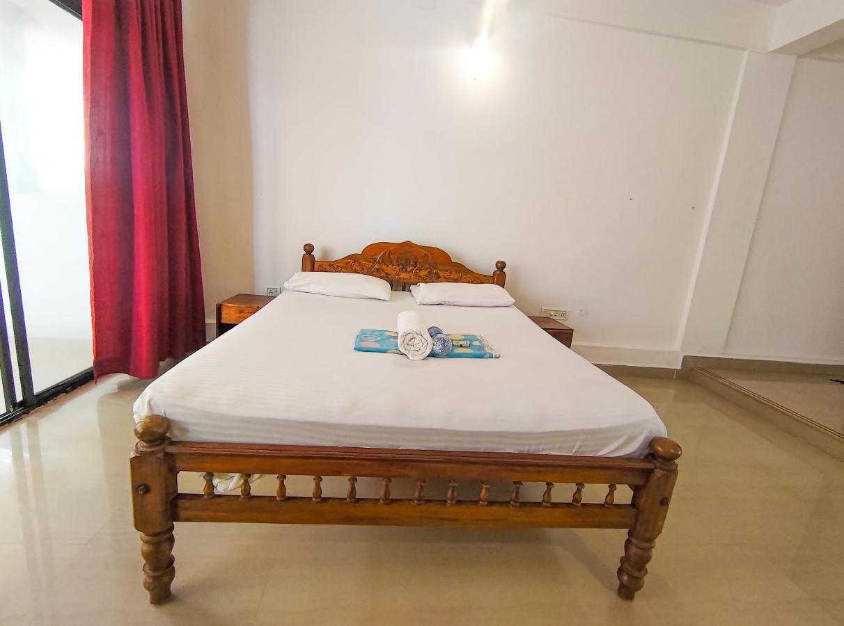 Packbag Beach Hotel Kovalam Exterior foto