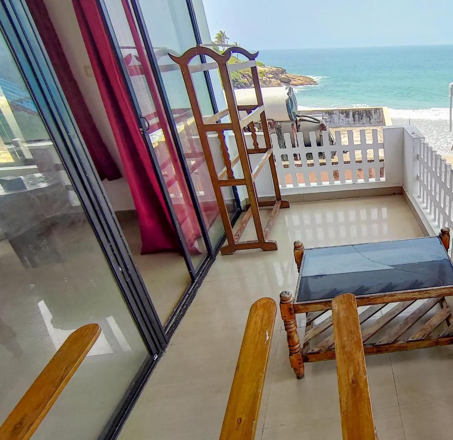Packbag Beach Hotel Kovalam Exterior foto